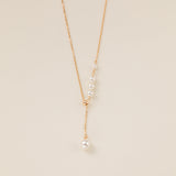 STMG Pearl Necklace in gold